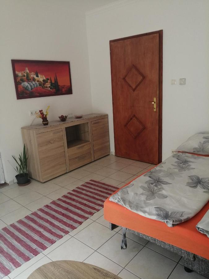 Apartman Pávai Hajdúszoboszló Exterior foto
