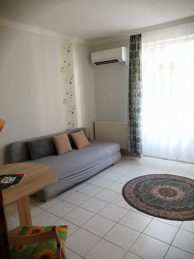 Apartman Pávai Hajdúszoboszló Exterior foto